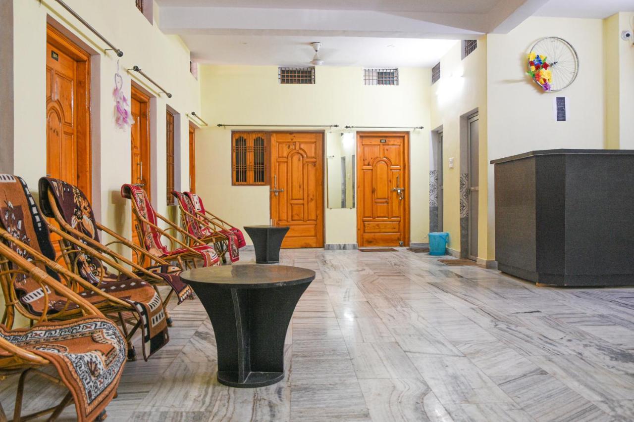 Хостел Banjara House Варанаси Экстерьер фото